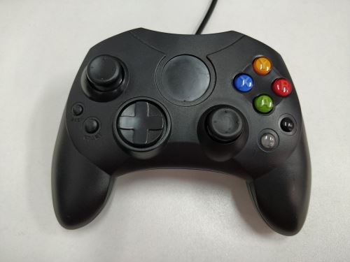 [Xbox Original] Drátový ovladač - černý (estetická vada)
