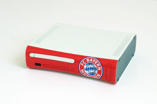 Xbox 360 ARCADE 250 GB FC Bayern München Edition (estetická vada)