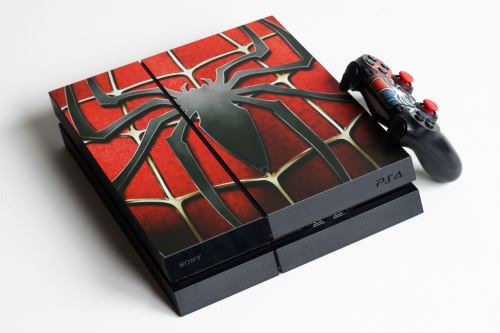 PlayStation 4 500 GB - Spider-Man polep