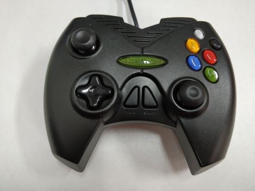 [Xbox Original] Drátový ovladač Joytech - černý (estetická vada)