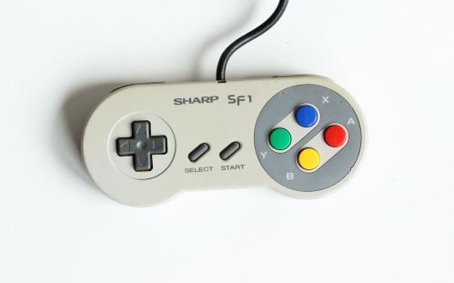 [Nintendo SNES] Drátový ovladač Sharp SF1