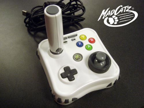 [Xbox 360] MadCatz Arcade Game Stick + USB redukce