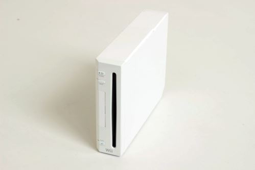 Nintendo Wii - herní konzole - bílý carbon (estetická vada)