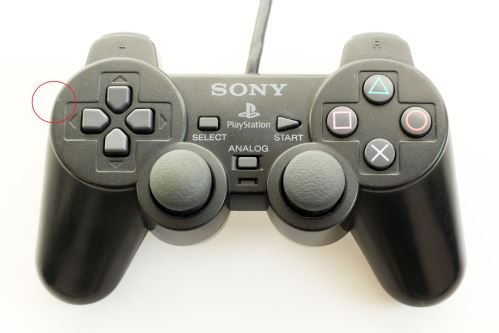 [PS2] Drátový Ovladač Sony Dualshock - černý (estetická vada)