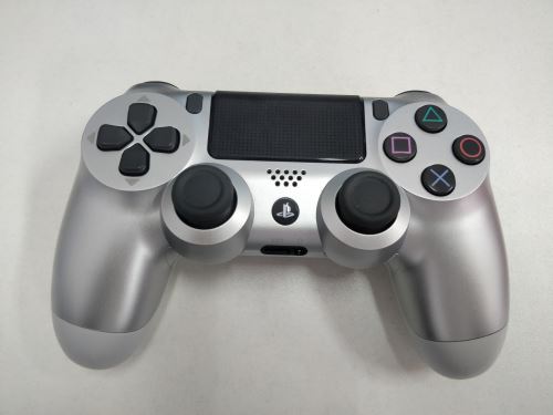 [PS4] Dualshock Sony Ovladač V2 - stříbrný (estetická vada)