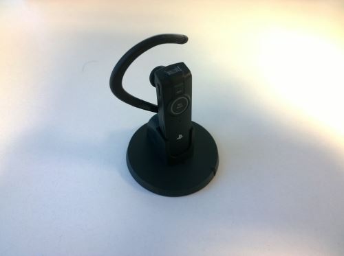 [PS3] Originální Sony Headset velký (uvolněný držák ucha, poškozený podstavec)