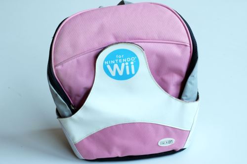 [Nintendo Wii] Batoh - růžový