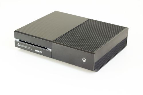 Xbox One 500 GB Carbon (estetická vada)