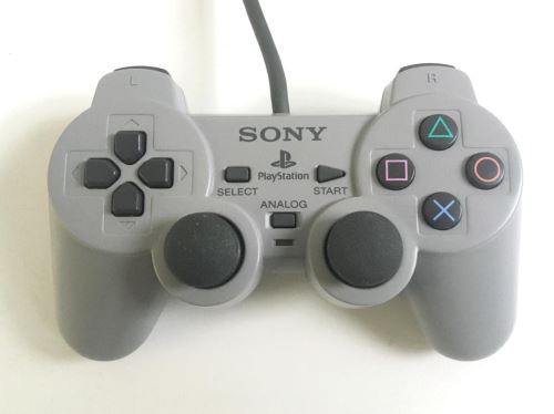 [PS1] Drátový Ovladač Sony Dualshock - šedý (různé estetické vady)