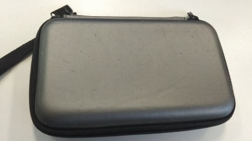 [Nintendo 3DS XL] Ochranné pouzdro šedé (estetická vada)