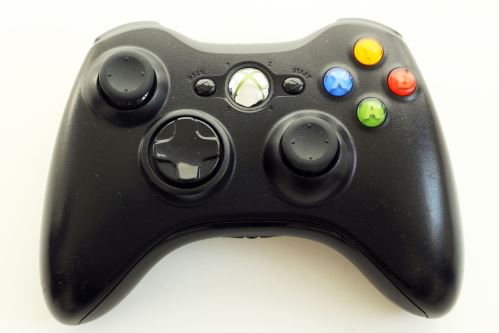 [Xbox 360] Bezdrátový Ovladač Microsoft - černý (různé estetické vady)