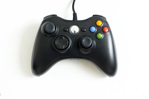 [Xbox 360] Drátový Ovladač - černý (estitcká vada)